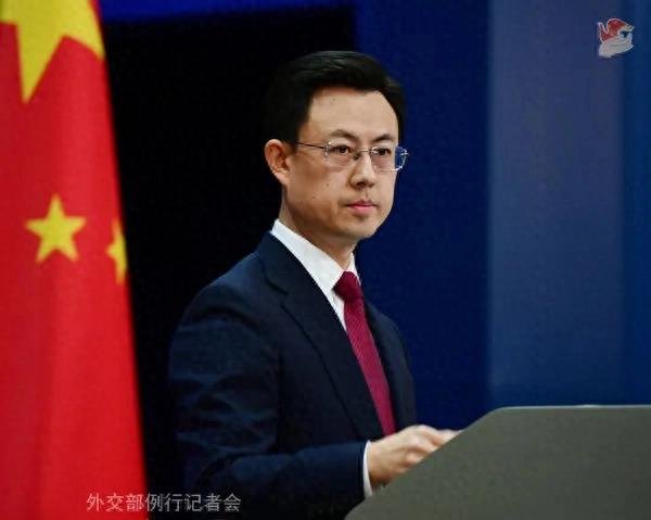 爱配投资 特朗普就稀土磁铁供应威胁对华征收约200%关税, 中方回应